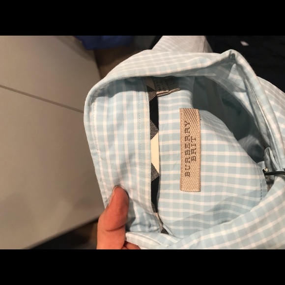 Burberry shirt - Picture 3 of 4